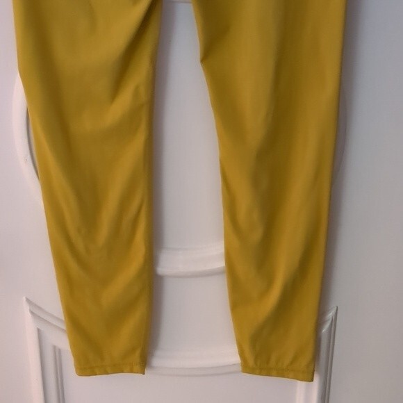 Ilus Label Leggings Xl Confidence Athleisure Pants Honey Mustard Gold - Picture 9 of 11